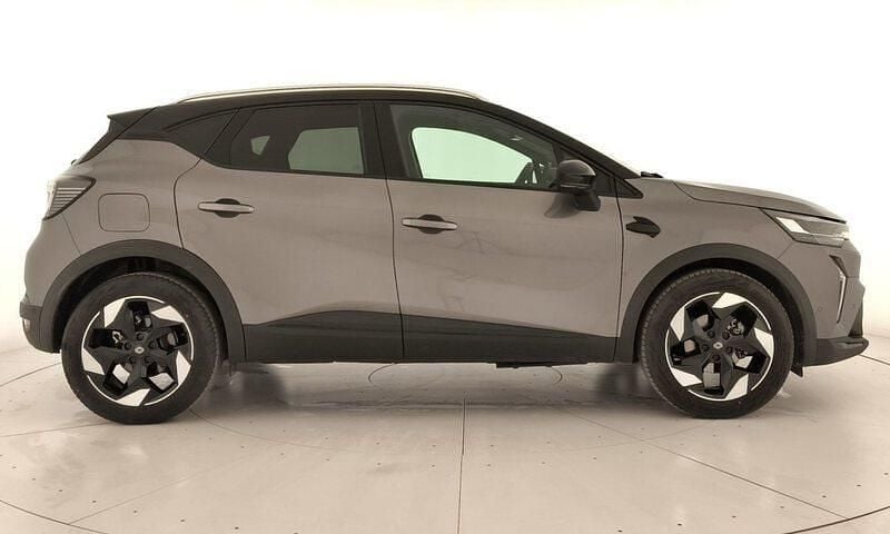Usado Renault Captur Techno 100 HP (73 kW) 2025 Cinzento SUV