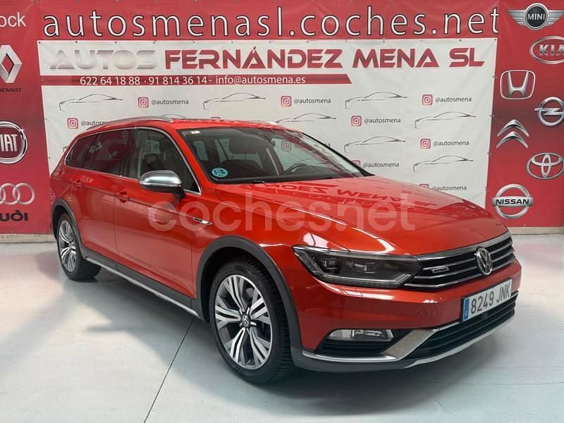 Rojo Usado 2016 VW Passat Alltrack Familiar | 16.500 € (Precio justo) - Imagen 1/4