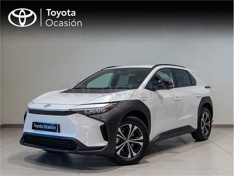 Eléctrico Usado 2025 Toyota bZ4X Advance SUV | 33.990 € - Imagen 1/4