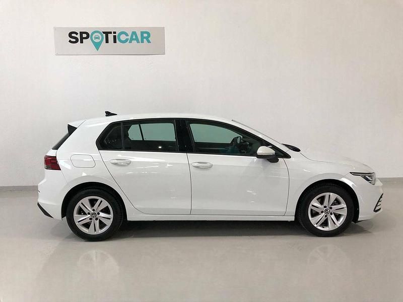 Usado VW Golf VIII 116 CV (85 kW) 2022 Blanco Utilitario