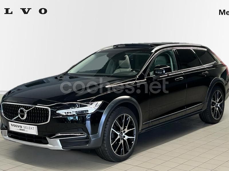Negro Usado 2018 Volvo V90 CC Pro Familiar | 31.900 € (Caro) - Imagen 1/4