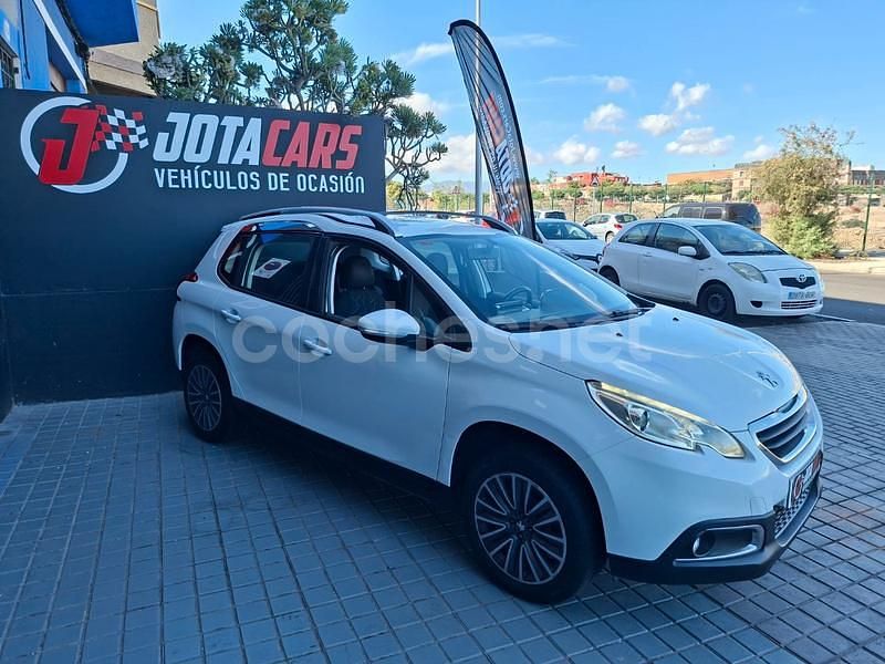 Usado Peugeot 2008 Active 82 CV (60 kW) 2014 Blanco SUV