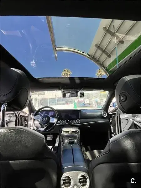 Usado Mercedes E220 194 CV (142 kW) 2019 Negro Berlina