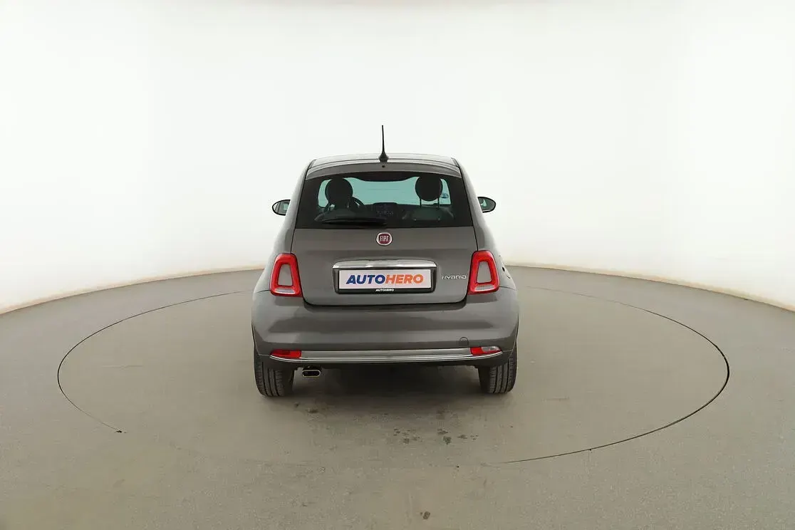 Usado Fiat 500 Dolcevita 69 CV (50 kW) 2022 Gris Berlina