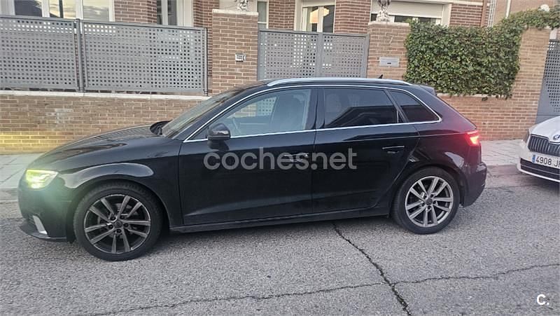 Usado Audi A3 150 CV (110 kW) 2017 Negro Berlina