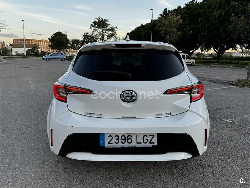 Usado Toyota Corolla 122 CV (89 kW) 2020 Blanco Berlina