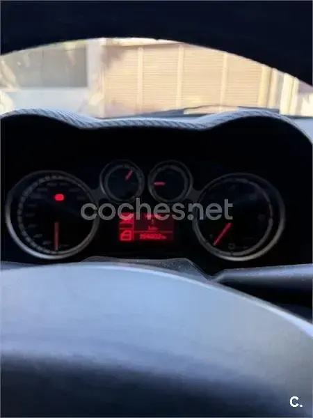 Usado Alfa Romeo MiTo Distinctive 95 CV (69 kW) 2012 Rojo Utilitario