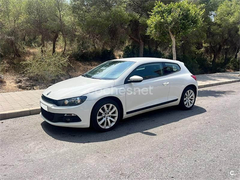 Blanco Usado 2009 VW Scirocco Coupe | 7400 € (Precio justo) - Imagen 1/4