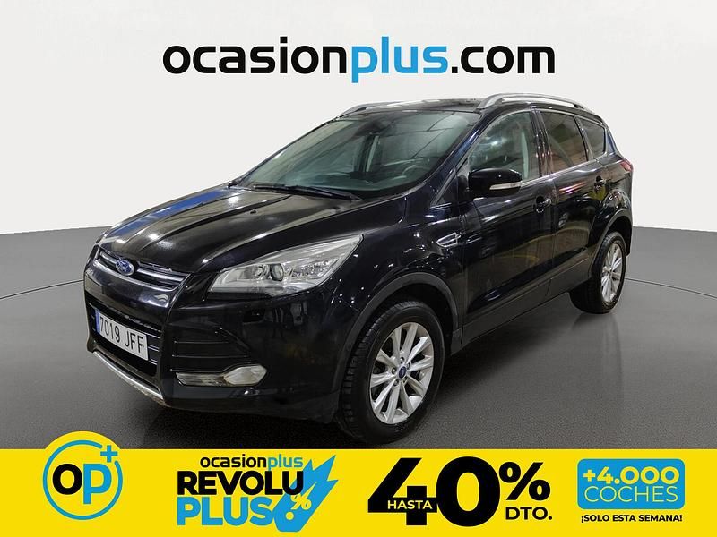 Usado Ford Kuga Titanium 120 HP (88 kW) 2015 Preto SUV