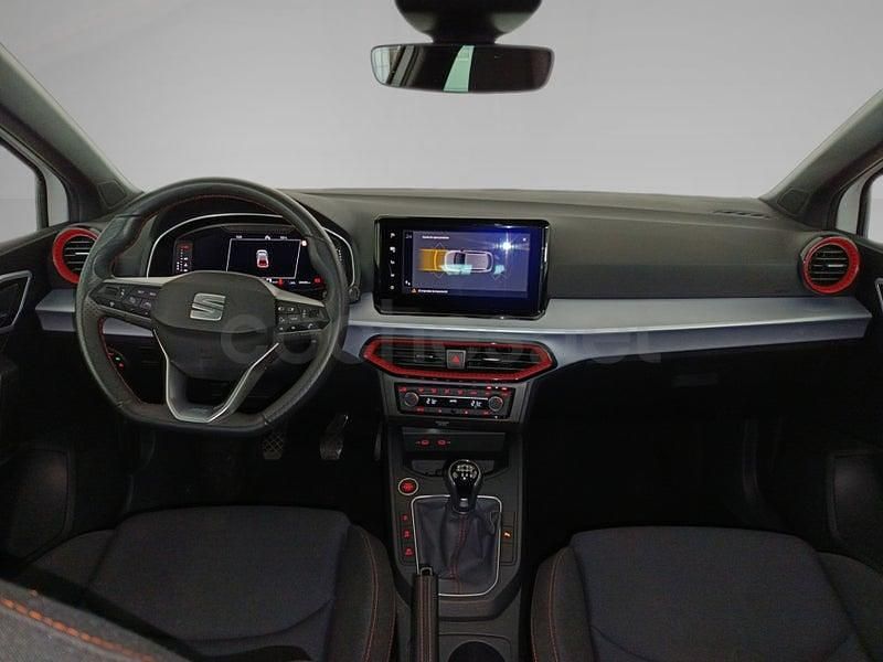 Usado Seat Ibiza FR 115 CV (84 kW) 2024 Blanco Utilitario