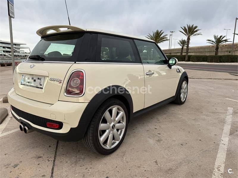 Käytetty Mini Cooper S 175 HP (128 kW) 2008 Valkoinen Viistoperä