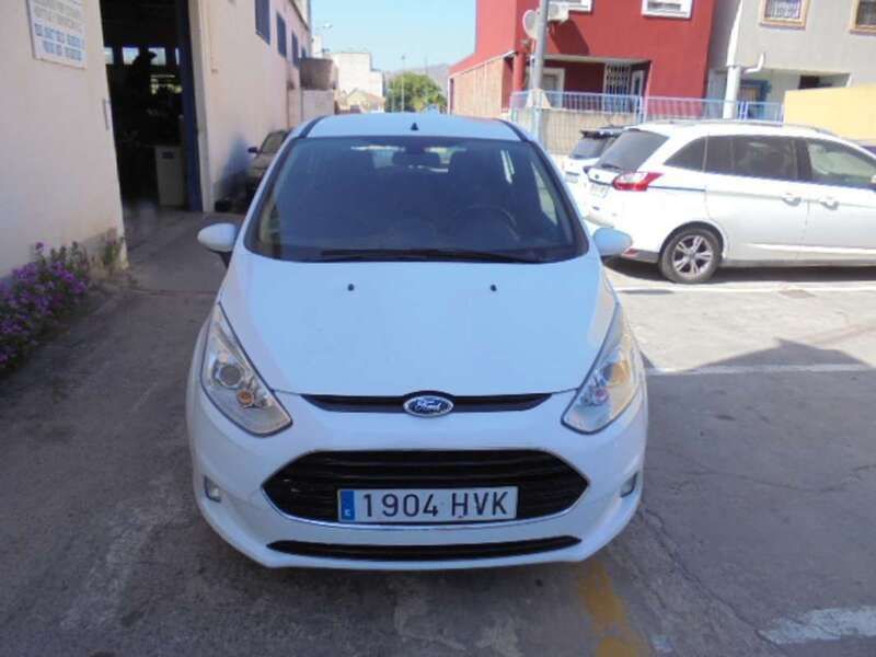Usado Ford B-MAX Titanium 101 CV (74 kW) 2014 Blanco Monovolumen