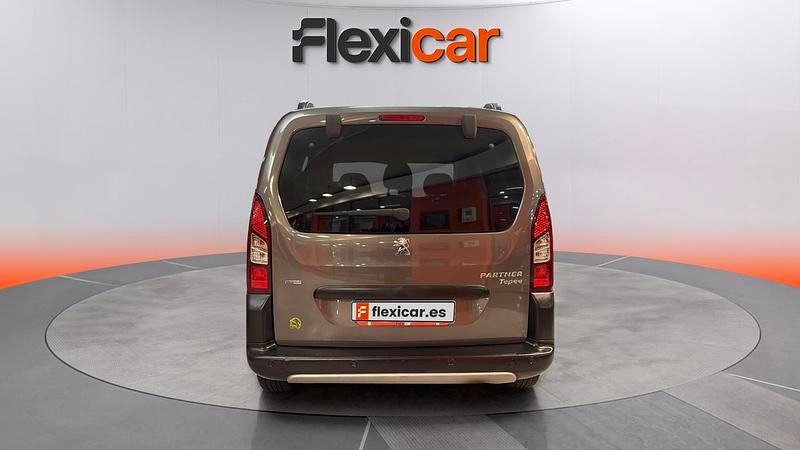 Usado Peugeot Partner Tepee Active 110 CV (80 kW) 2018 Gris Monovolumen