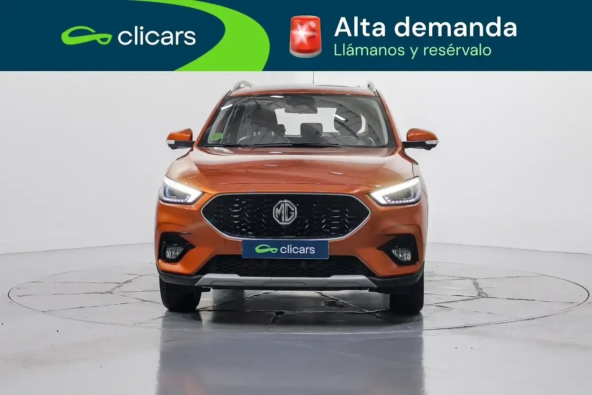 Usado MG ZS Luxury 111 CV (81 kW) 2023 Naranja SUV