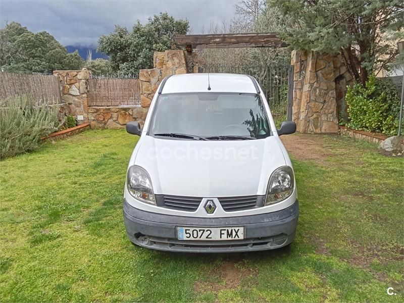 Blanco Usado 2009 Renault Kangoo Monovolumen | 2400 € (Super precio) - Imagen 1/4
