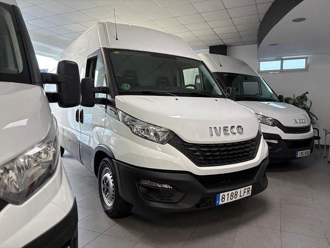 Usado Iveco Daily 159 CV (116 kW) 2022 Blanco Berlina
