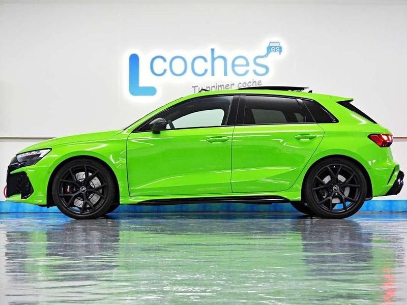 Verde Nuevo 2025 Audi RS3 Sportback Utilitario | 75.990 € (Un poco caro) - Imagen 1/4