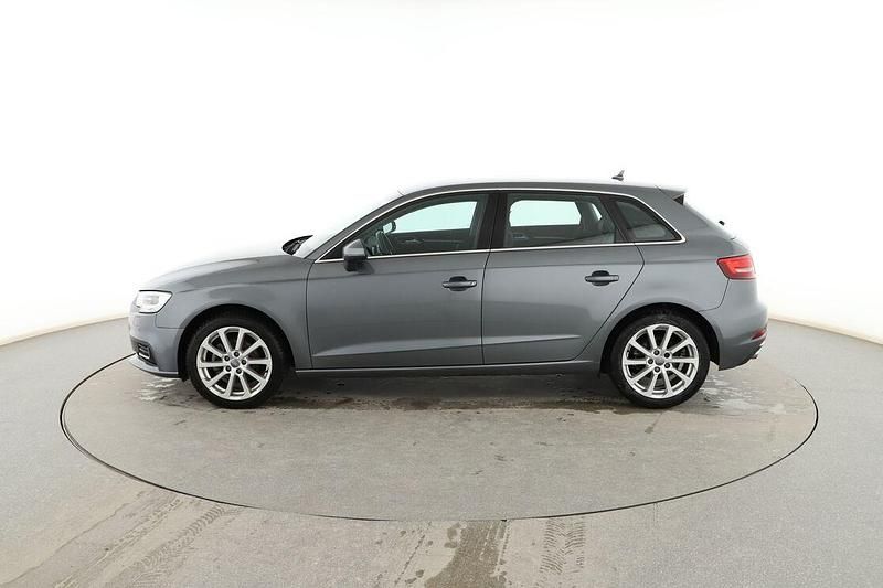 Usado Audi A3 Sportback Design 150 CV (110 kW) 2016 Gris Utilitario