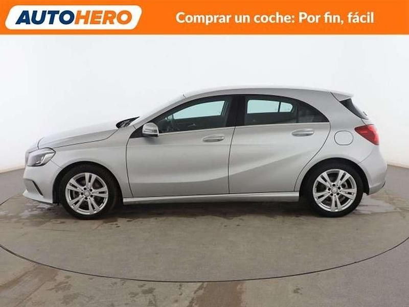 Usado Mercedes A220 Urban 122 CV (89 kW) 2017 Gris Berlina