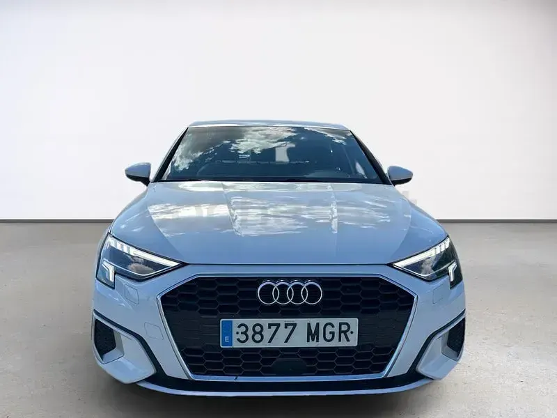 Usado Audi A3 Advanced Plus 110 CV (80 kW) 2023 Blanco Berlina
