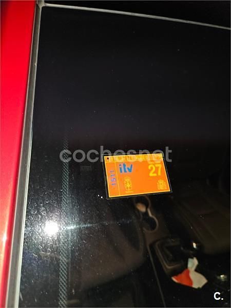 Usado Hyundai i30 GO! 110 CV (80 kW) 2017 Rojo Berlina