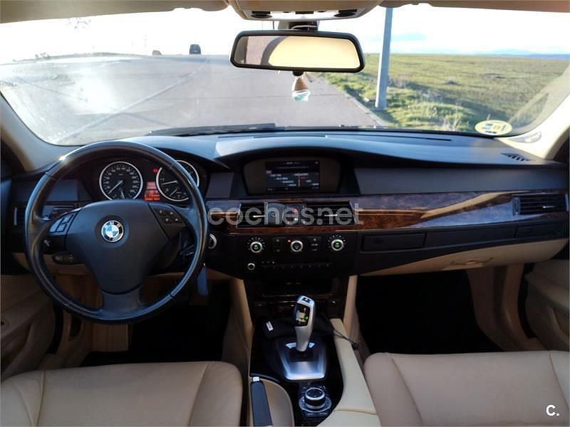 Usado BMW 525 197 CV (144 kW) 2009 Azul Berlina