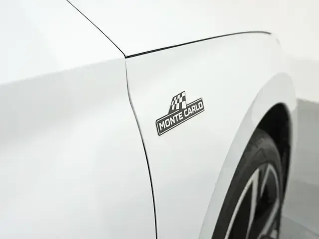 Nuevo Skoda Scala Monte Carlo 150 CV (110 kW) 2026 Blanco Utilitario