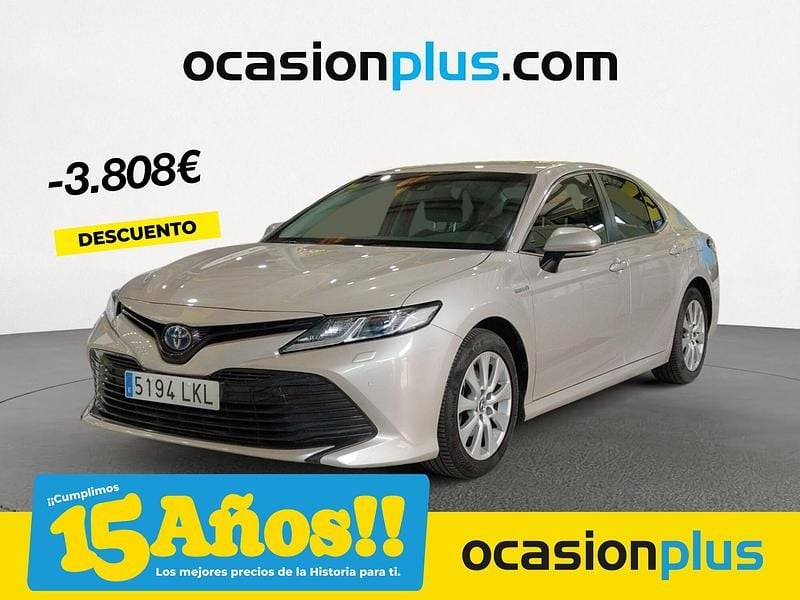 Marrón Usado 2020 Toyota Camry Business Edition Berlina | 26.190 € (Precio justo) - Imagen 1/4