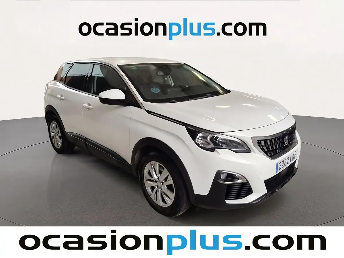 Usado Peugeot 3008 Active 131 CV (96 kW) 2020 Blanco SUV
