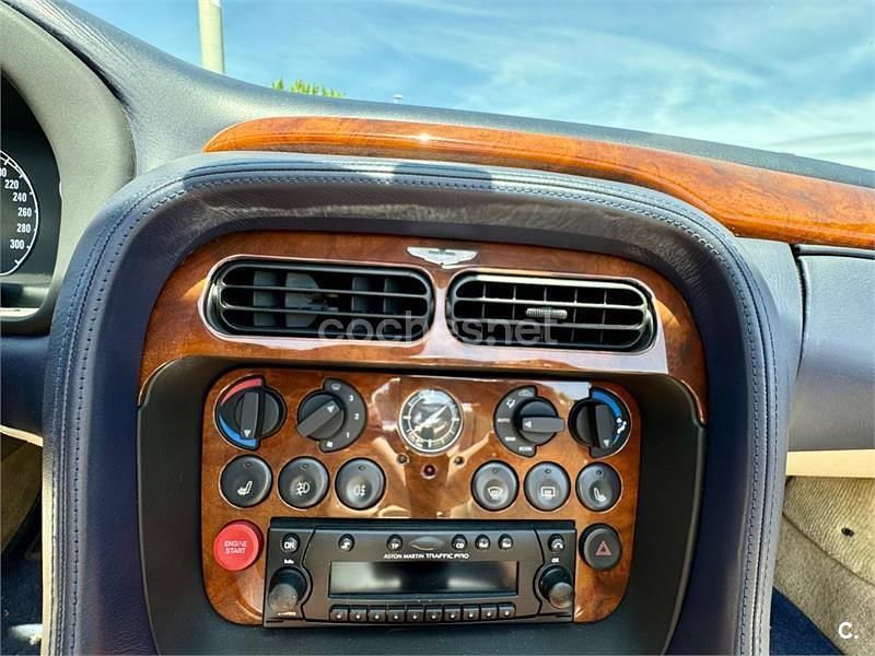 Usado Aston Martin DB7 420 CV (308 kW) 2003 Negro Descapotable