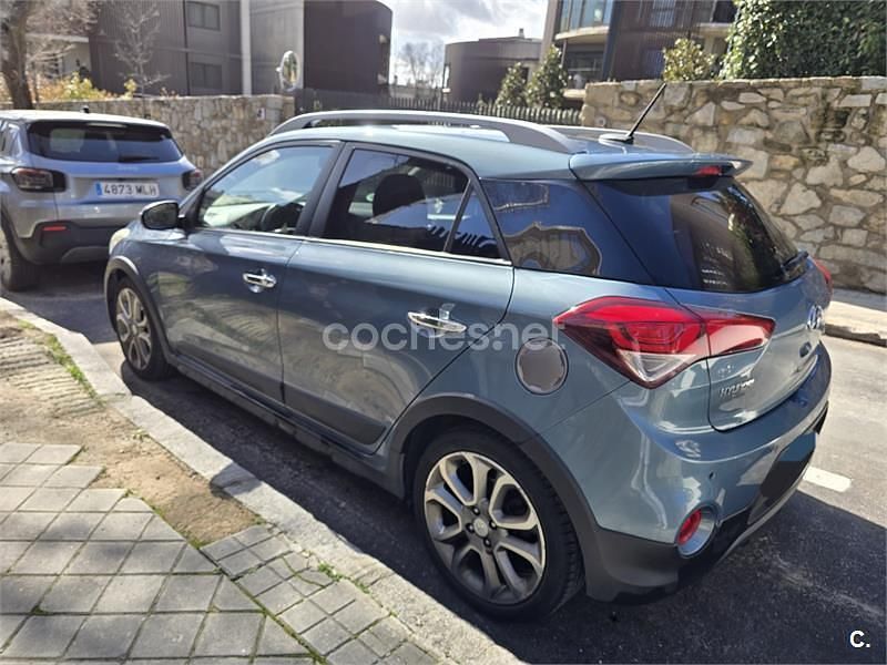 Usado Hyundai i20 Active 120 CV (88 kW) 2016 Azul Berlina