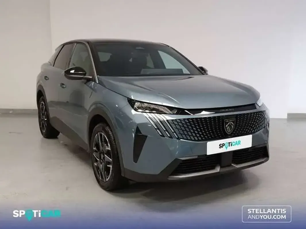 Usado Peugeot 3008 GT 147 CV (108 kW) 2025 Azul SUV
