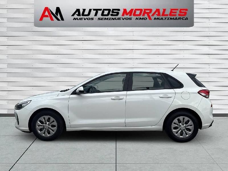 Blanco Usado 2018 Hyundai i30 Berlina | 10.950 € (Super precio) - Imagen 1/4