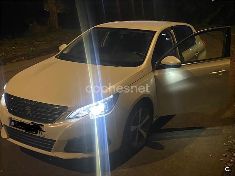 Blanco Usado 2019 Peugeot 308 Allure Berlina | 10.500 € (Precio justo) - Imagen 1/4