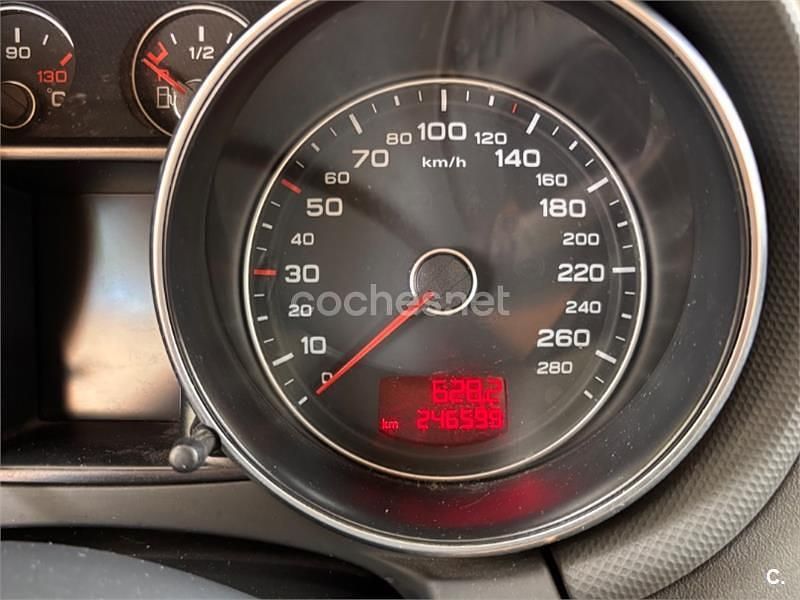 Usado Audi TT 200 CV (147 kW) 2007 Azul Coupe
