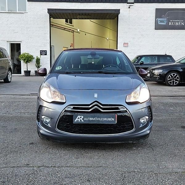 Begagnad Citroën DS3 112 HK (82 kW) 2012 Grå Sedan