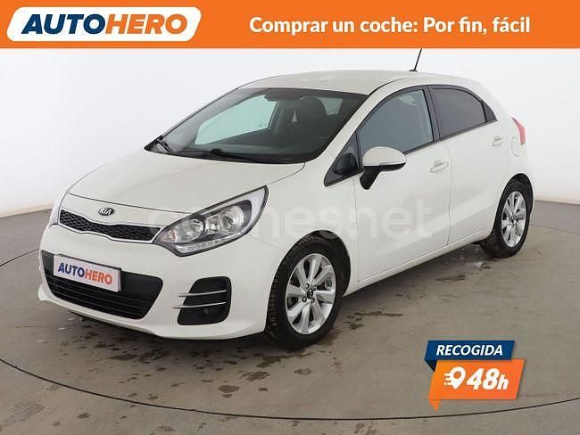 Blanco Usado 2015 Kia Rio Berlina | 8799 € (Precio justo) - Imagen 1/3