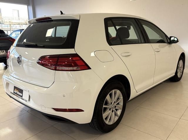 Usado VW Golf VII Edition 115 CV (84 kW) 2020 Blanco Berlina