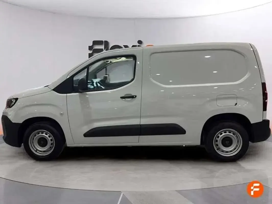 Usado Peugeot Partner 102 CV (75 kW) 2025 Blanco Monovolumen