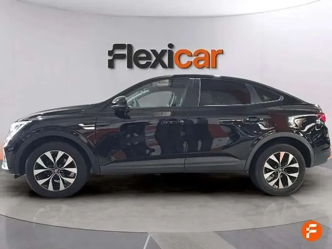 Usado Renault Arkana Equilibre 140 CV (102 kW) 2022 Negro SUV