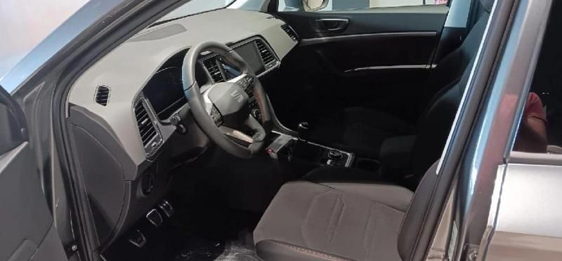 Nuevo Seat Ateca FR 116 CV (85 kW) 2026 Gris grafito SUV