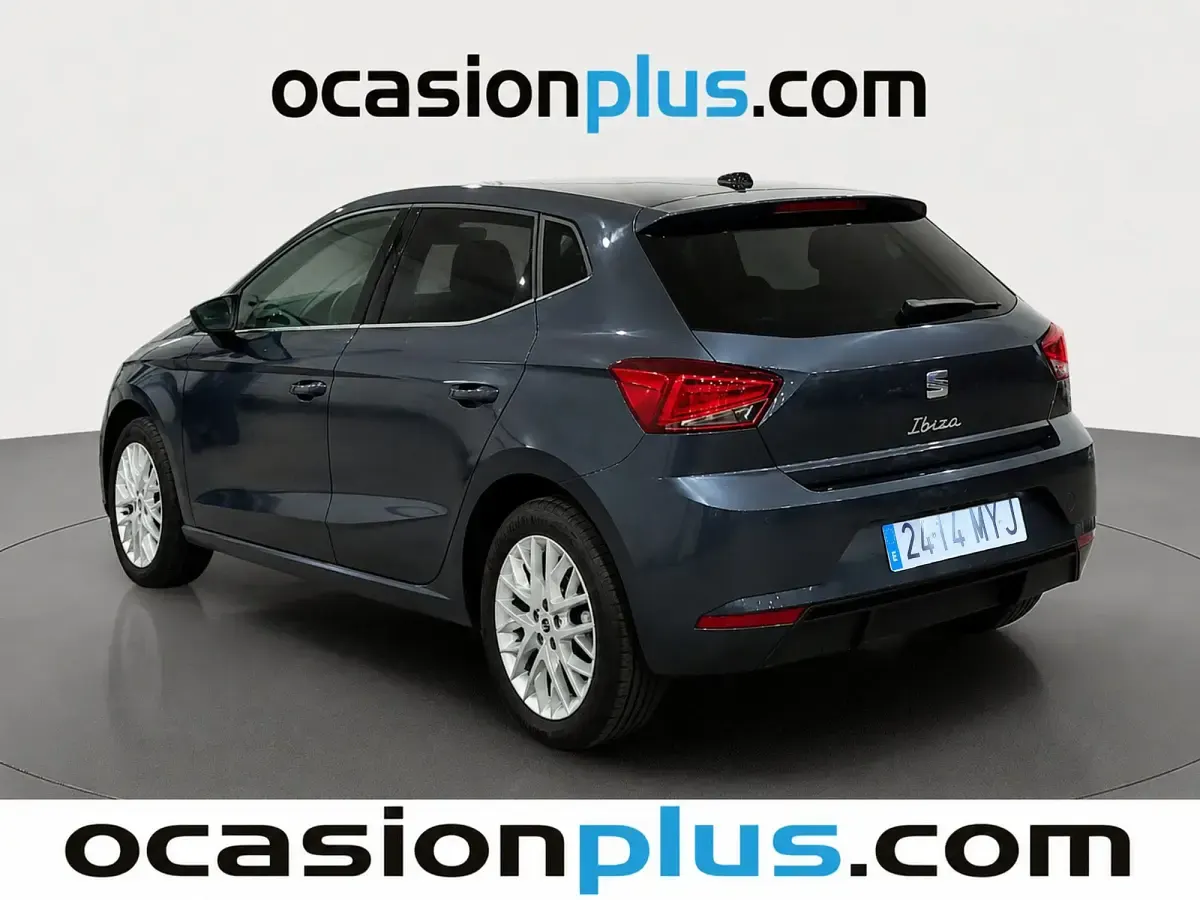 Usado Seat Ibiza XCELLENCE 116 CV (85 kW) 2025 Gris Utilitario