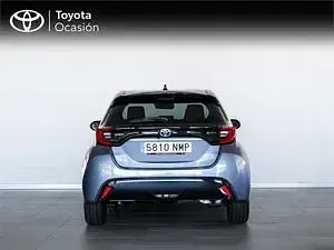 Usado Toyota Yaris Style 130 CV (95 kW) 2026 Gris Utilitario