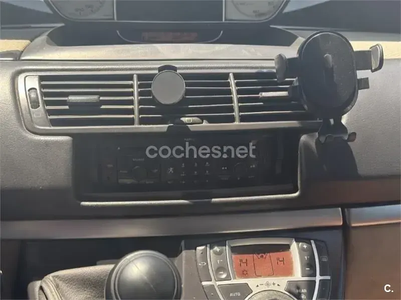 Usado Peugeot 807 130 CV (95 kW) 2006 Negro Monovolumen