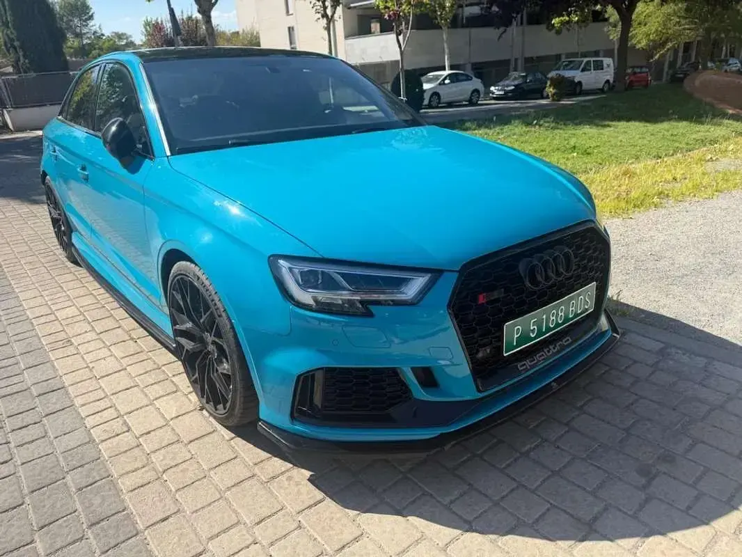 Usado Audi RS3 Exclusive 400 CV (294 kW) 2019 Azul Berlina