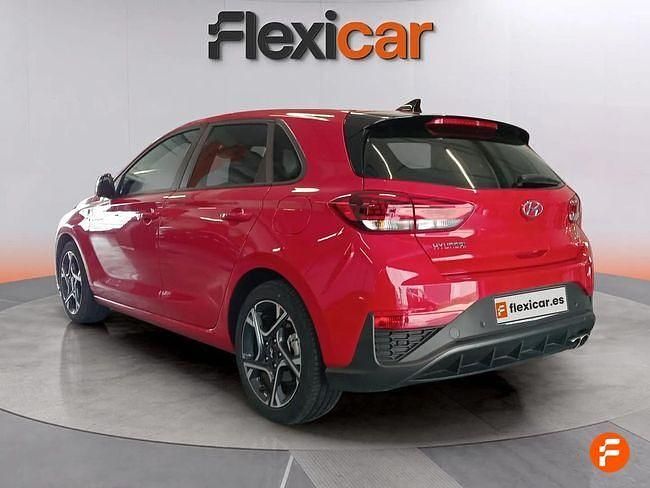 Rojo Usado 2023 Hyundai i30 N Line Berlina | 18.290 € (Precio justo) - Imagen 1/4