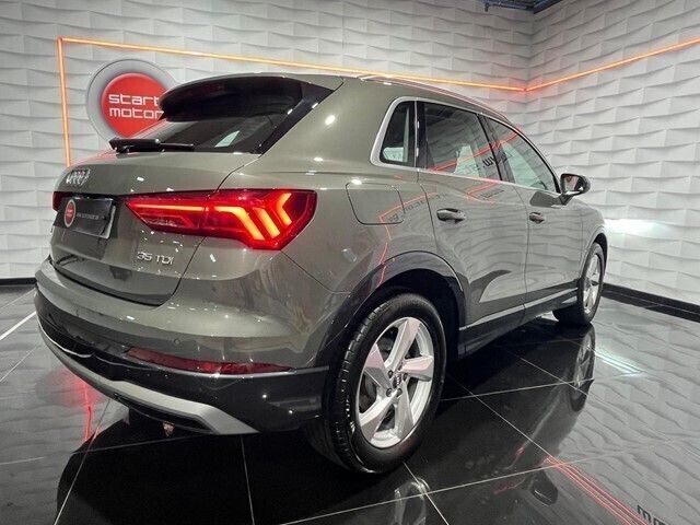 Usado Audi Q3 Advanced Plus 150 CV (110 kW) 2019 Gris / platagris SUV