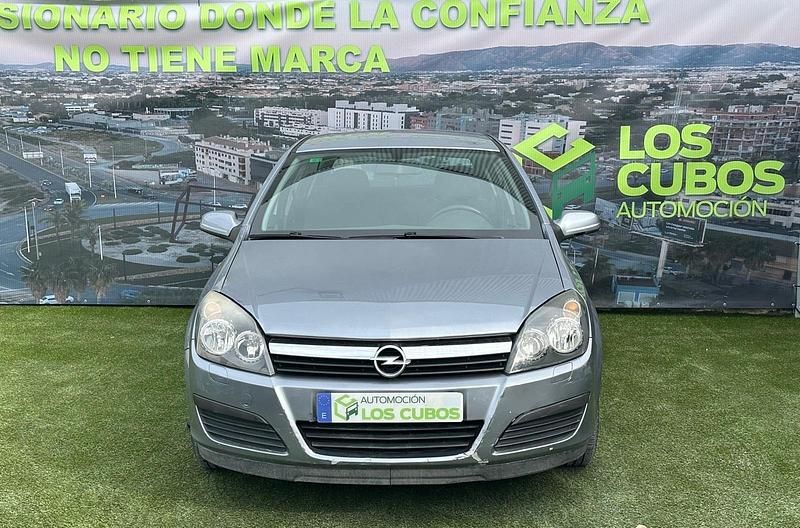 Gray Usado 2006 Opel Astra Enjoy Familiar | 3600 € (Precio justo) - Imagen 1/4