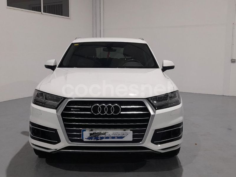 Blanco Usado 2018 Audi Q7 S-Line SUV | 22.500 € - Imagen 1/4