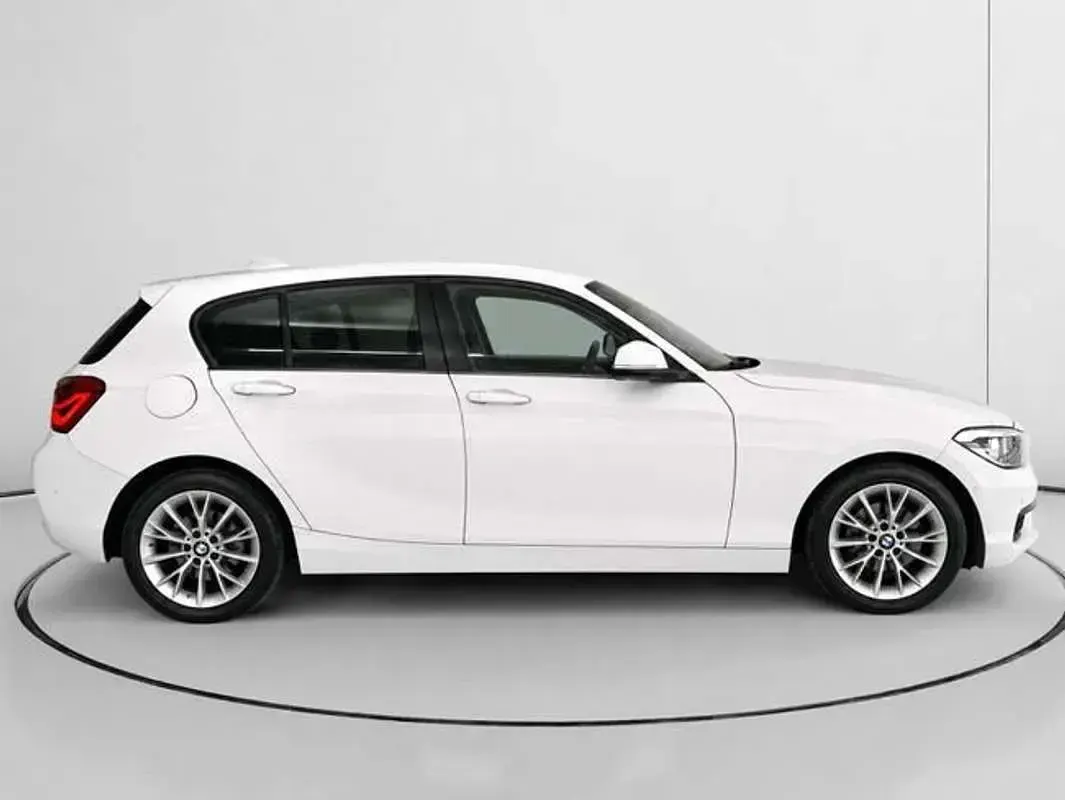 Usado BMW 118 150 CV (110 kW) 2019 Blanco Utilitario